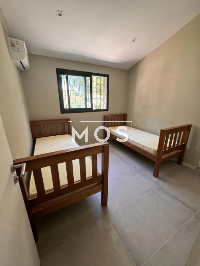 Casa ID.2598 - Casa Reciclada de 4 Dormitorios con Piscina en San Rafael, Venta y Alquiler Anual