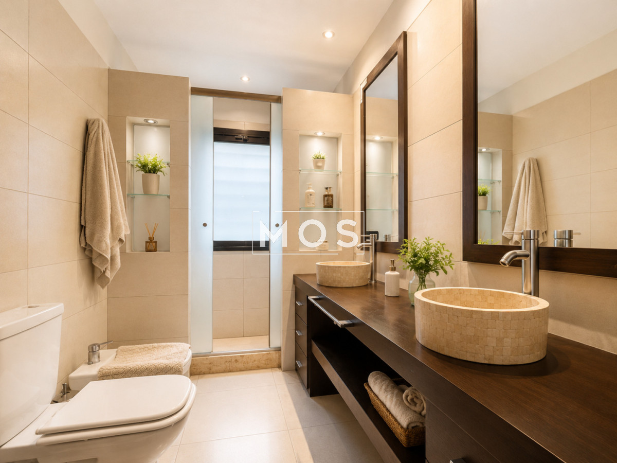 Casa ID.3598 - Moderna Casa de 4 Dormitorios, Piscina Climatizada y Parrillero en Playa Mansa, Punta del Este