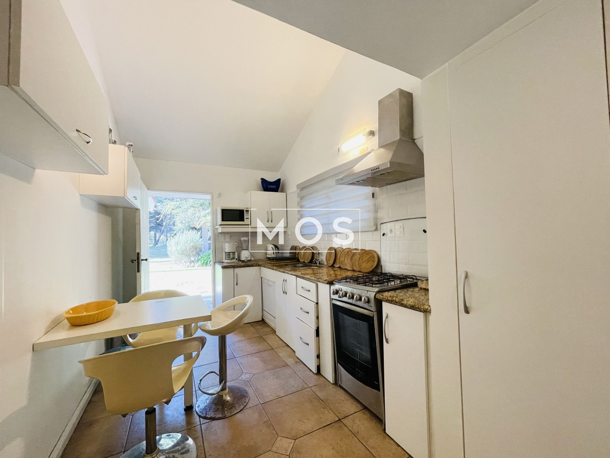 Casa ID.2703 - Excelente Casa de 4 Dormitorios, Piscina y Parrillero en San Rafael 
