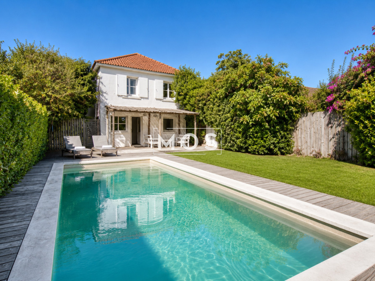 Casa ID.3718 - Oportunidad en venta! Excelente Casa de 4 Dormitorios con Piscina y Parrillero en Montoya, La Barra