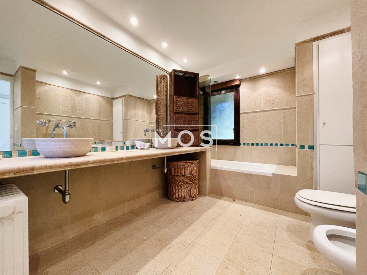 Casa ID.2703 - Excelente Casa de 4 Dormitorios, Piscina y Parrillero en San Rafael 
