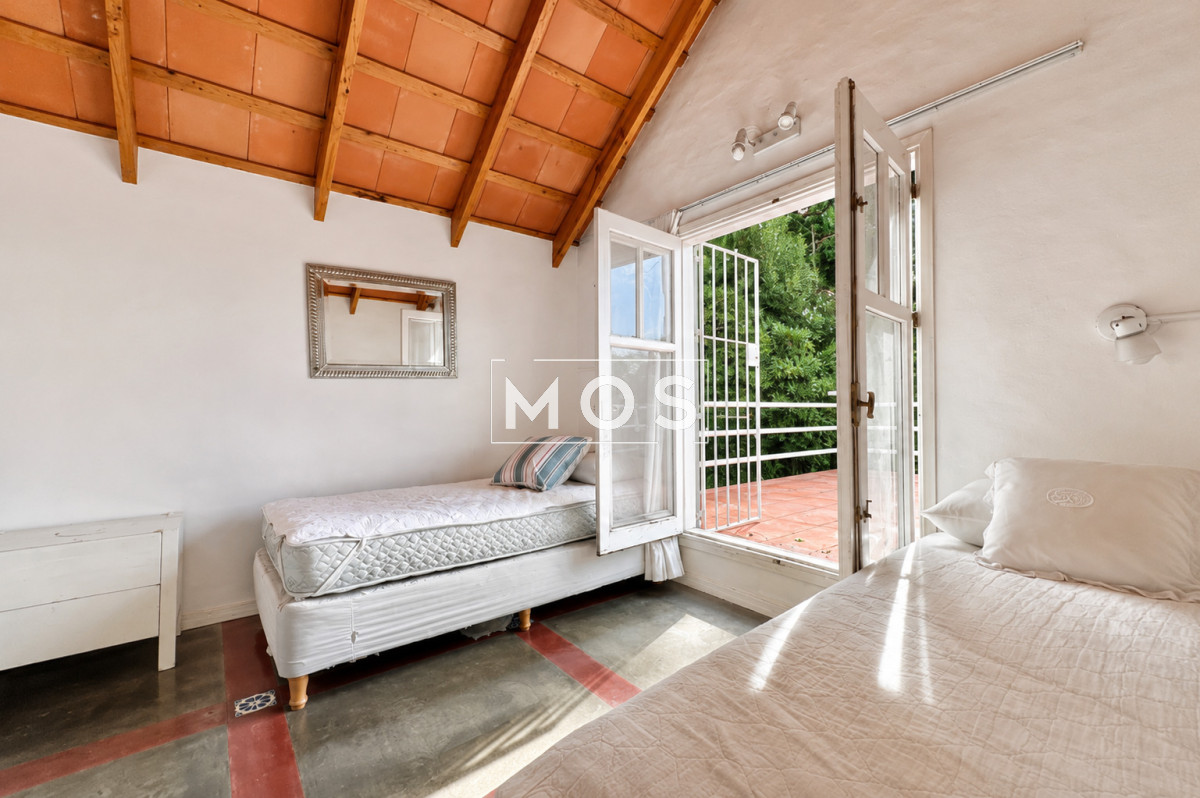 Casa ID.3258 - Casa de 3 Dormitorios más Dependencia y Piscina, en Aidy Grill Punta del Este, Ubicada a pasos del Mar