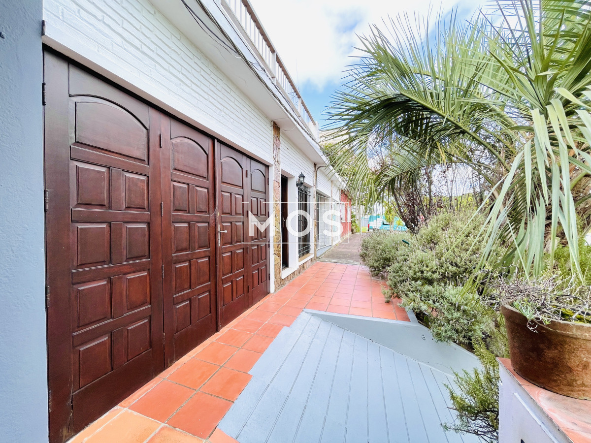 Casa ID.2726 - En Venta! Casa PH de 3 Dormitorios, Parrillero y Garage, en Maldonado, cerca de todo