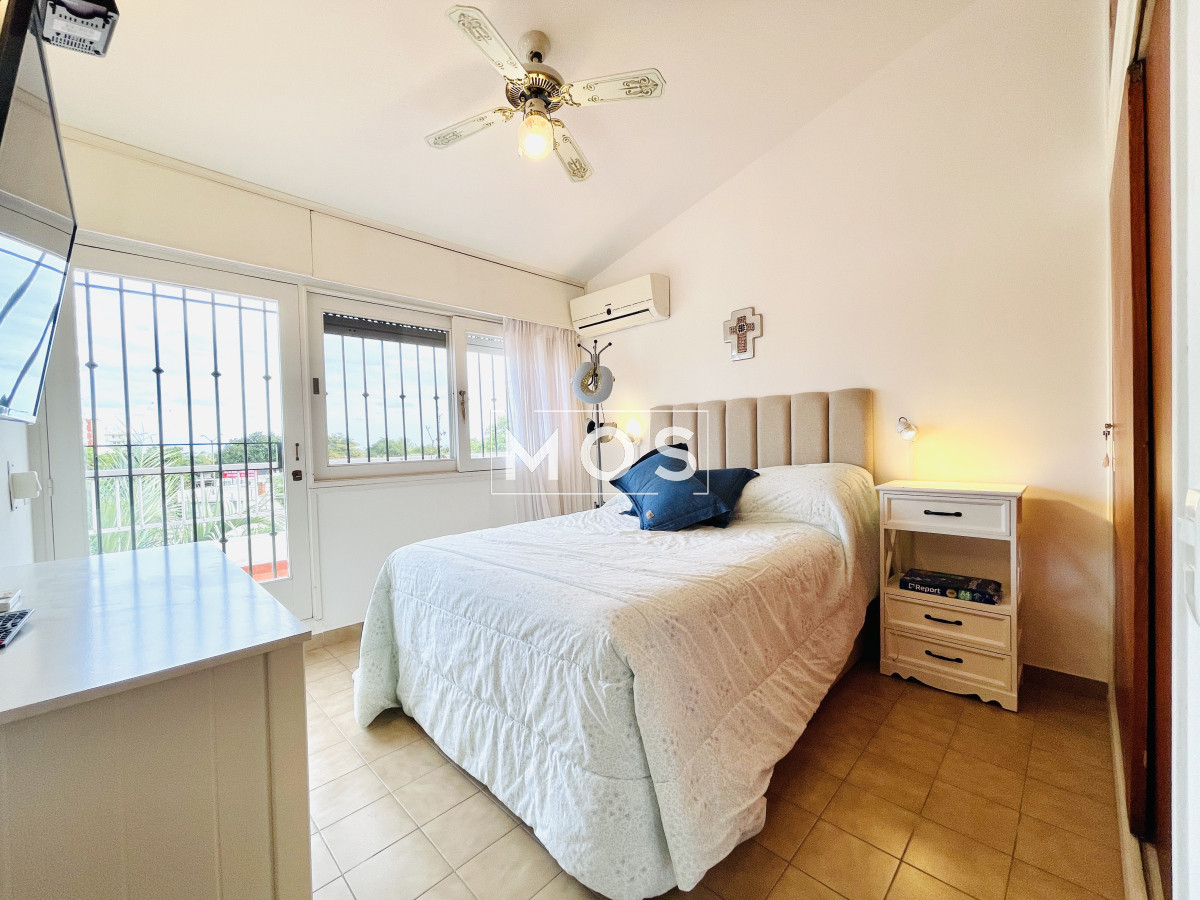 Casa ID.2726 - En Venta! Casa PH de 3 Dormitorios, Parrillero y Garage, en Maldonado, cerca de todo