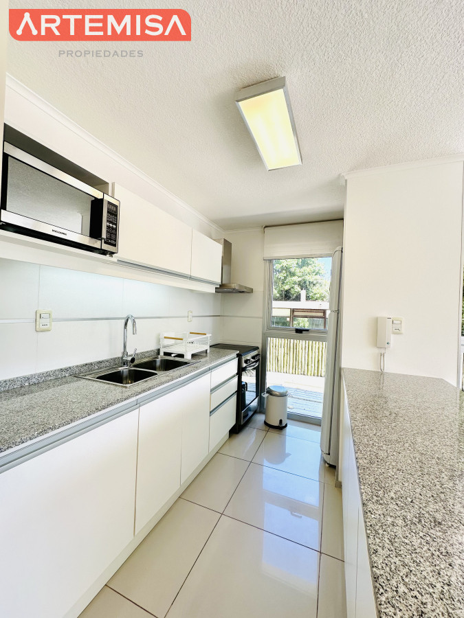 Apartamento ID.495 - Apartamento de 1 Dormitorio en alquiler temporario ubicado entre playas Mansa y Brava, Aidy Grill