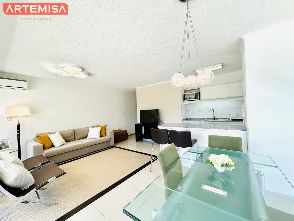 Apartamento ID.495 - Apartamento de 1 Dormitorio en alquiler temporario ubicado entre playas Mansa y Brava, Aidy Grill