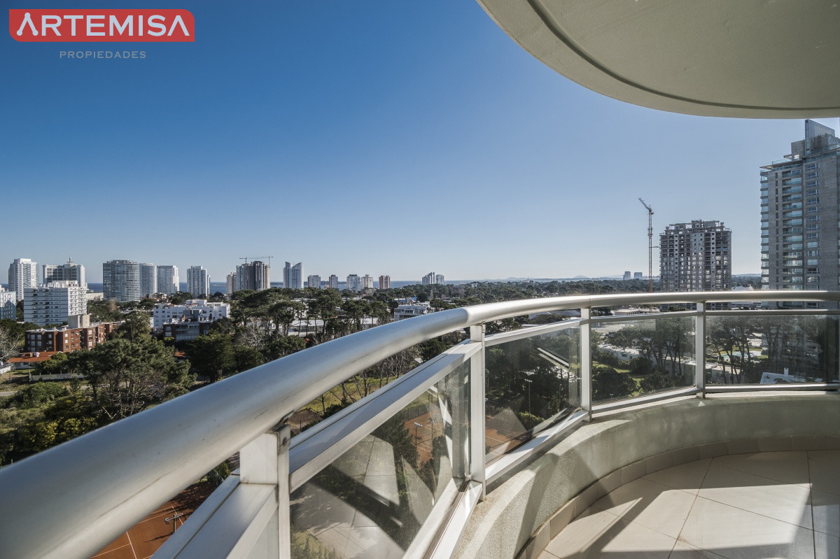 Apartamento ID.823 - Oportunidad en Venta! Apartamento de 2 Dormitorios en Ocean Drive, Punta del Este