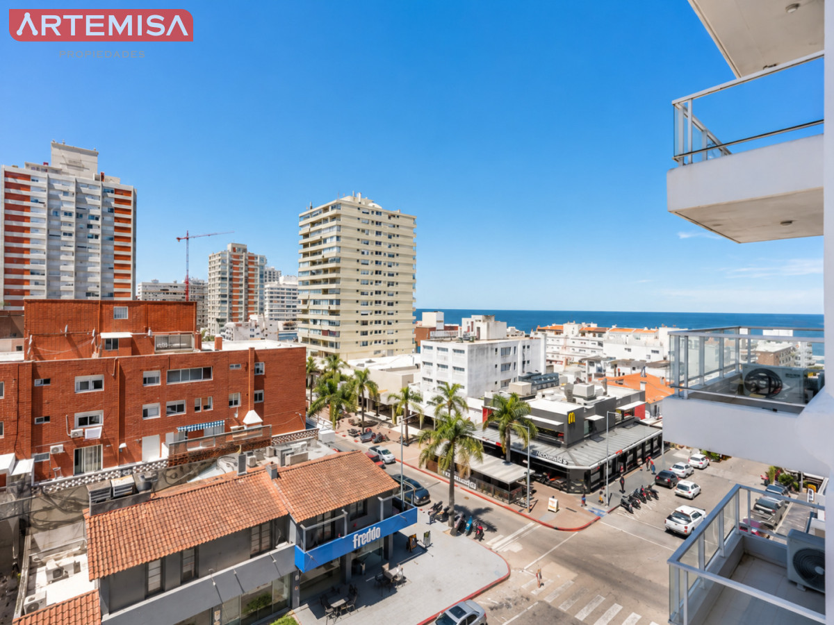 Apartamento ID.818 - Venta de apartamento de 1 Dormitorio en el corazón de la Península, Punta del Este