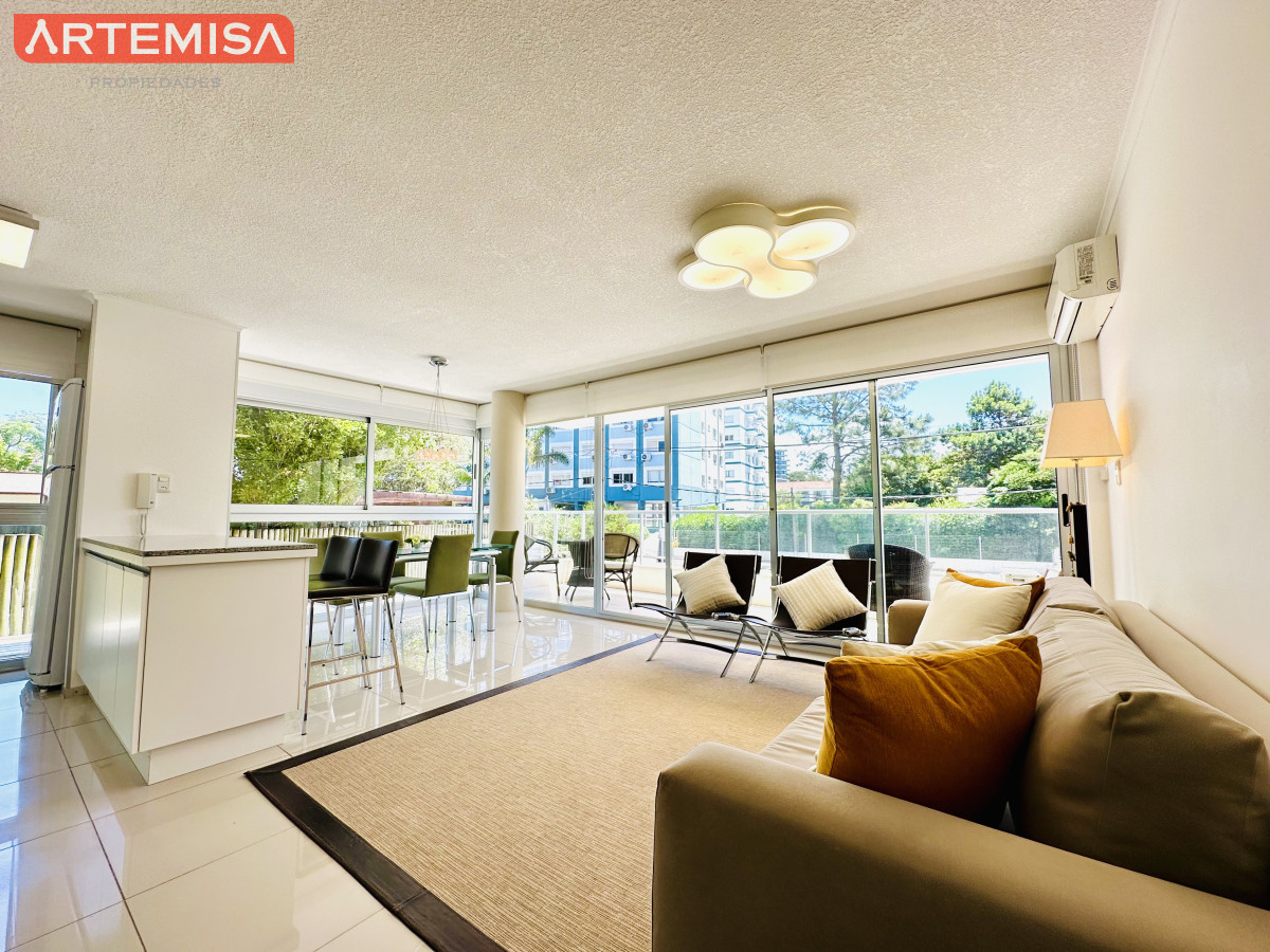 Apartamento ID.495 - Apartamento de 1 Dormitorio en alquiler temporario ubicado entre playas Mansa y Brava, Aidy Grill