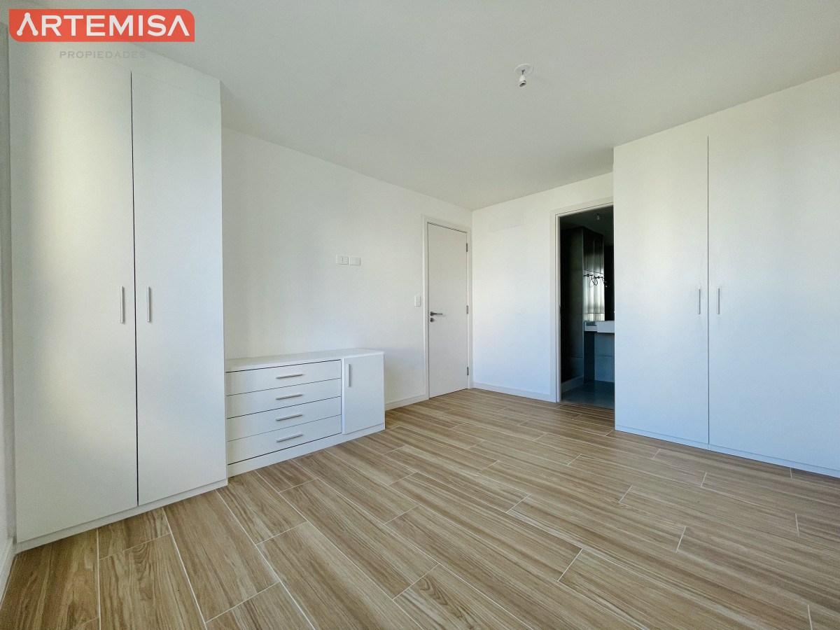 Apartamento ID.524 - Apartamento de 2 Dormitorios a Estrenar en Alquiler Anual y venta, Playa Brava, Punta del Este