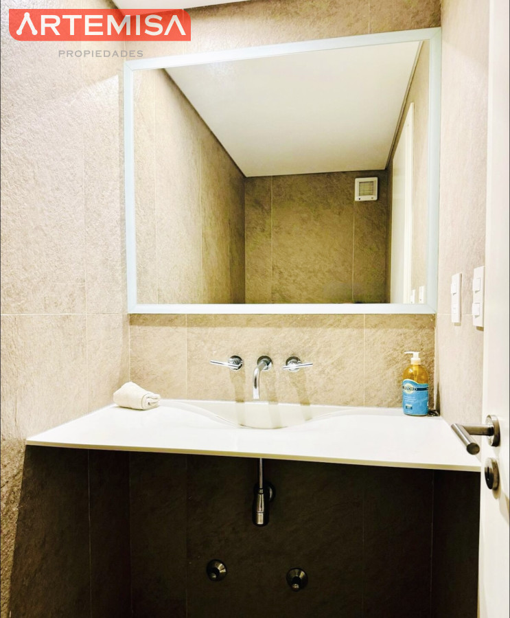 Apartamento ID.473 - Apartamento de 3 Dormitorios en Alquiler, Península de Punta del Este