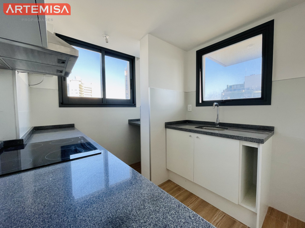 Apartamento ID.524 - Apartamento de 2 Dormitorios a Estrenar en Alquiler Anual y venta, Playa Brava, Punta del Este
