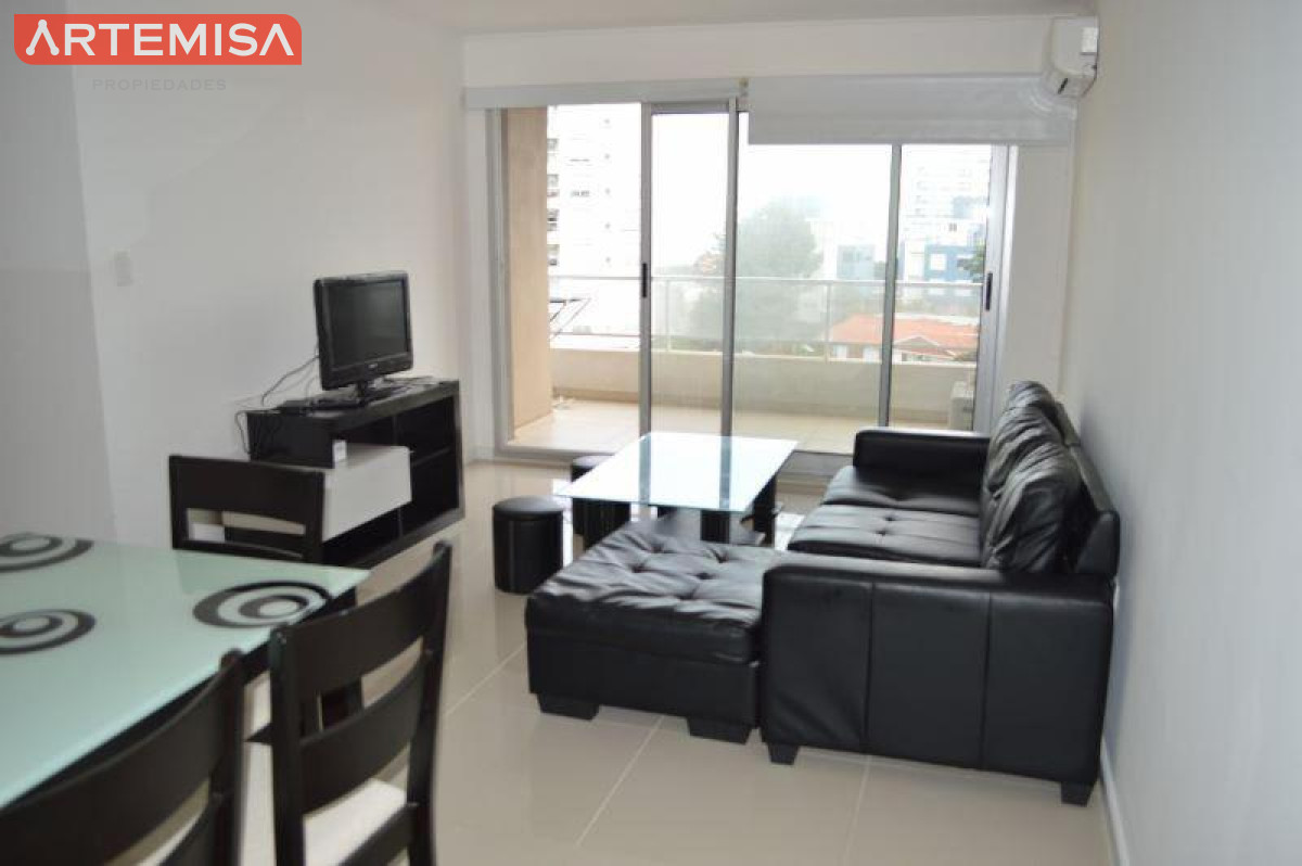 Apartamento ID.836 - Muy Buen Apartamento de 2 Dormitorios en Aidy Grill, Punta del Este
