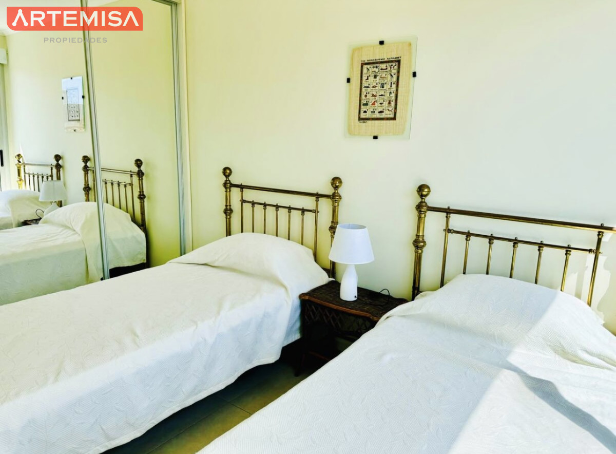 Apartamento ID.473 - Apartamento de 3 Dormitorios en Alquiler, Península de Punta del Este