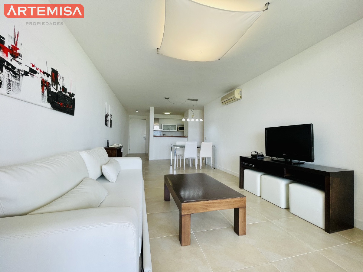 Apartamento ID.476 - Alquiler temporario de apartamento de un dormitorio con parrillero y jardín, Punta Ballena