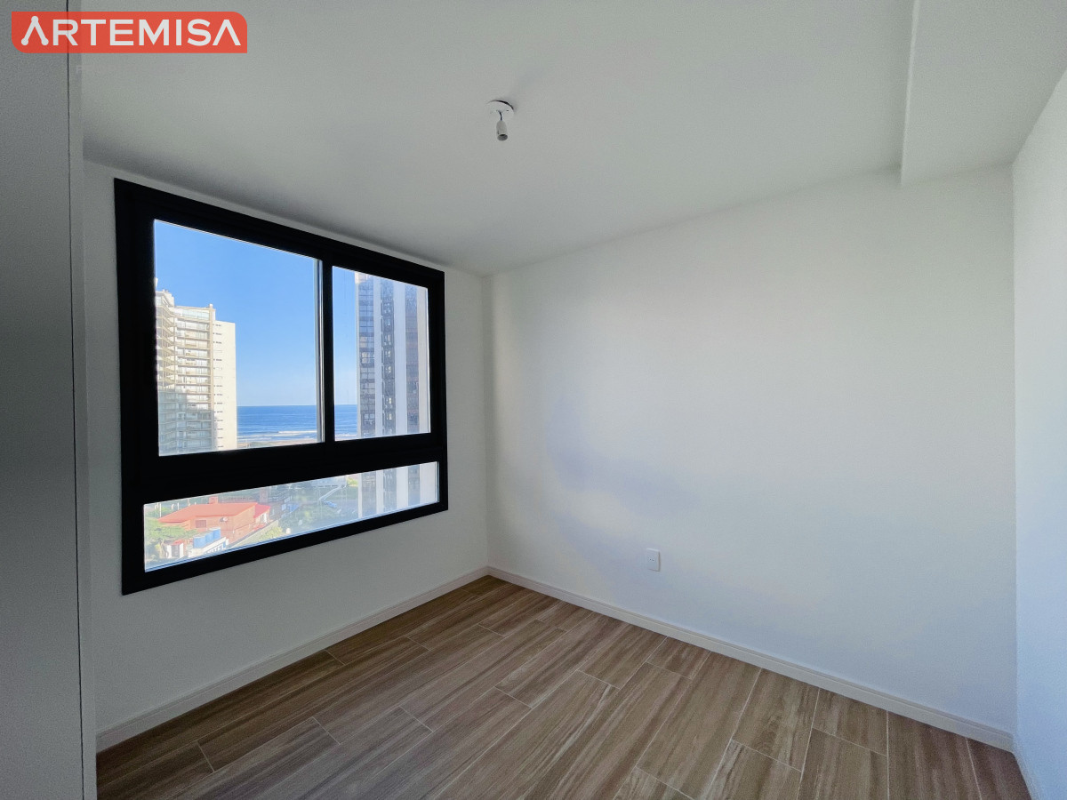 Apartamento ID.524 - Apartamento de 2 Dormitorios a Estrenar en Alquiler Anual y venta, Playa Brava, Punta del Este