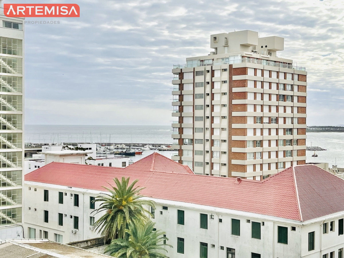 Apartamento ID.818 - Venta de apartamento de 1 Dormitorio en el corazón de la Península, Punta del Este