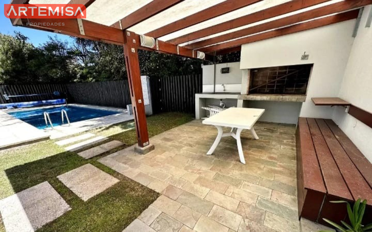 Apartamento ID.817 - Moderno Apartamento en Venta de 1 Dormitorio en playa brava, Punta del este 