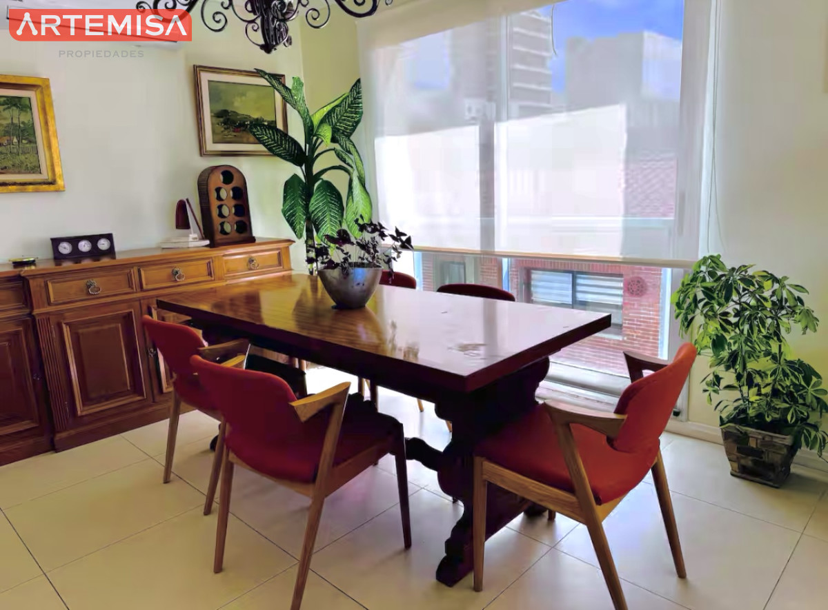 Apartamento ID.473 - Apartamento de 3 Dormitorios en Alquiler, Península de Punta del Este