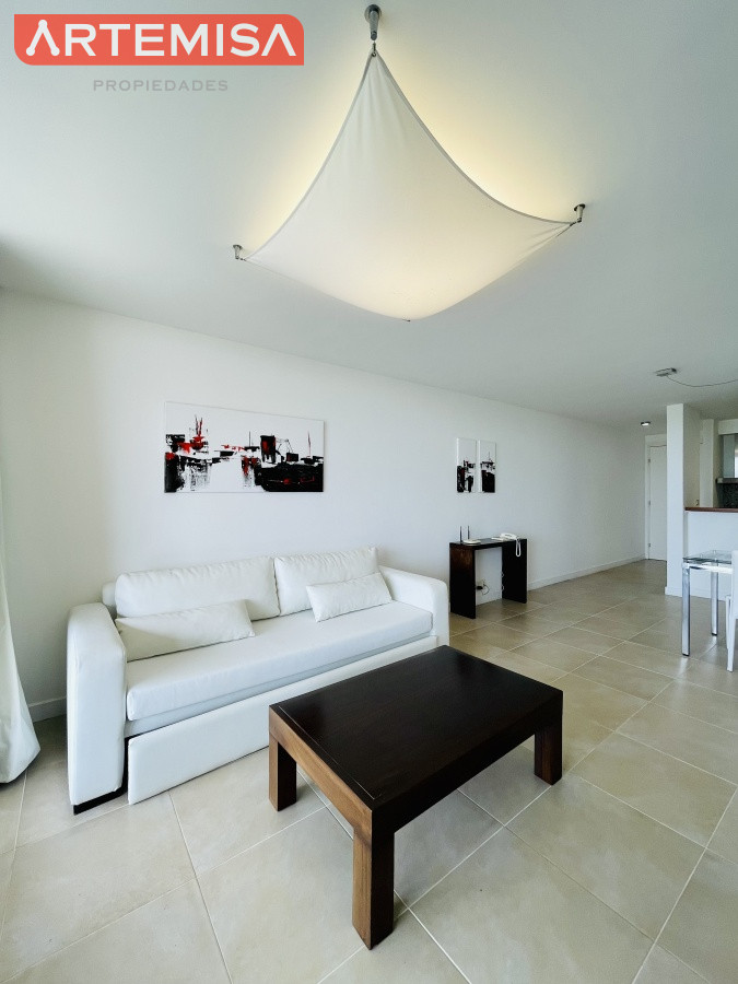 Apartamento ID.476 - Alquiler temporario de apartamento de un dormitorio con parrillero y jardín, Punta Ballena