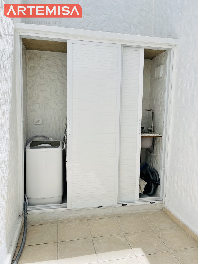Apartamento ID.643 - Apartamento en Alquiler Anual e Invernal 2 Dormitorios en Península a pasos del Puerto, Punta del Este
