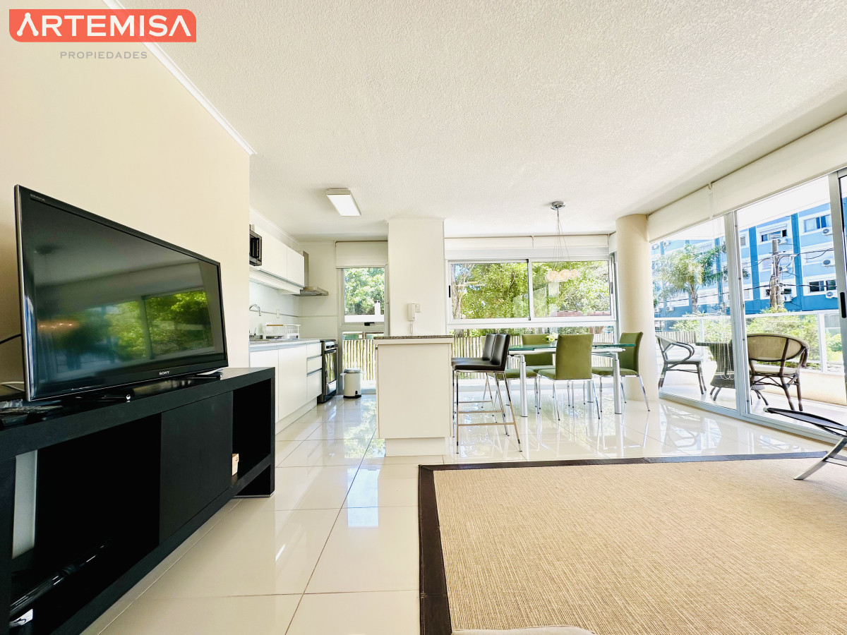Apartamento ID.495 - Apartamento de 1 Dormitorio en alquiler temporario ubicado entre playas Mansa y Brava, Aidy Grill