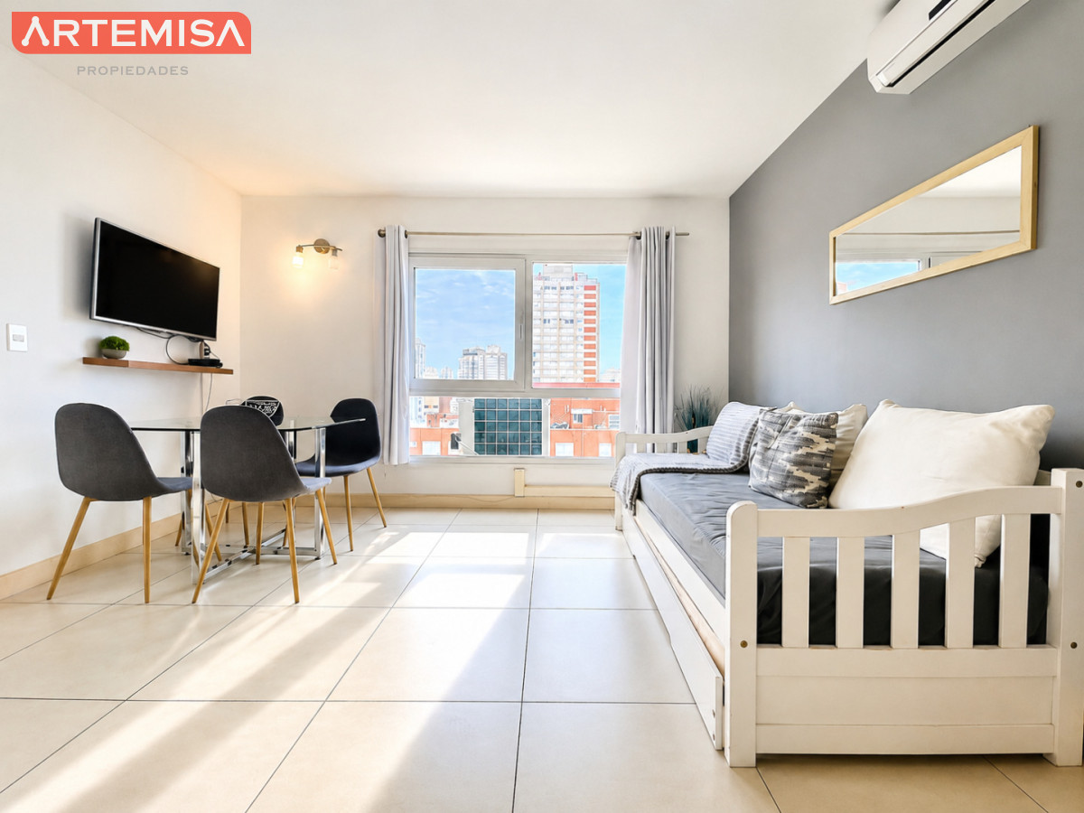 Apartamento ID.818 - Venta de apartamento de 1 Dormitorio en el corazón de la Península, Punta del Este