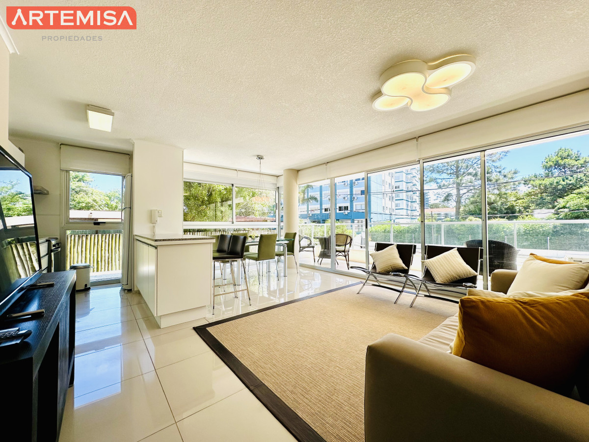 Apartamento ID.495 - Apartamento de 1 Dormitorio en alquiler temporario ubicado entre playas Mansa y Brava, Aidy Grill
