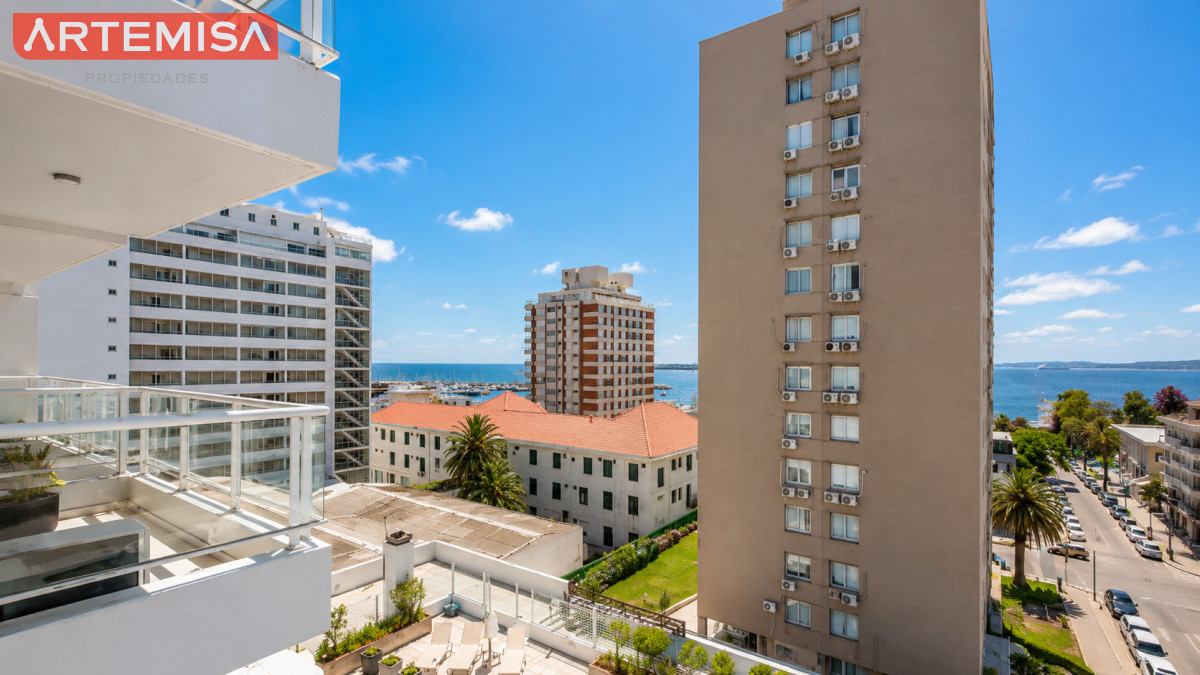 Apartamento ID.818 - Venta de apartamento de 1 Dormitorio en el corazón de la Península, Punta del Este