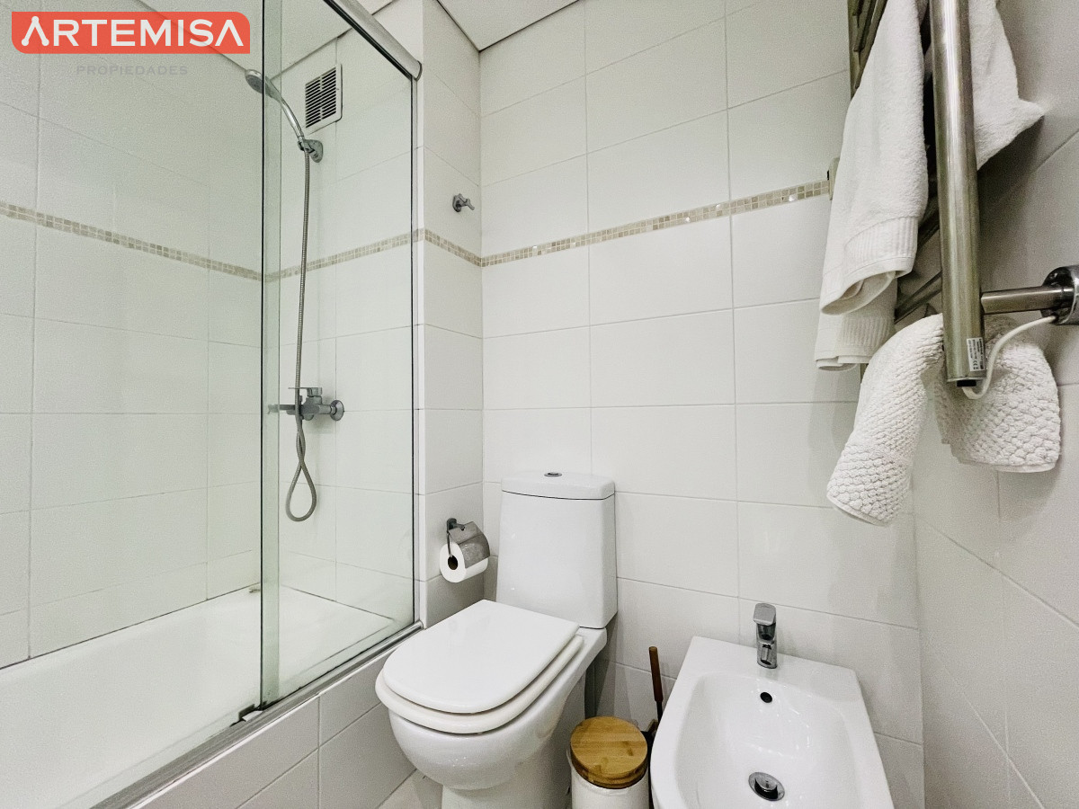 Apartamento ID.590 - Venta de Moderno Apartamento en zona Roosevelt de 1 Dormitorio, torre con servicios, Punta del Este