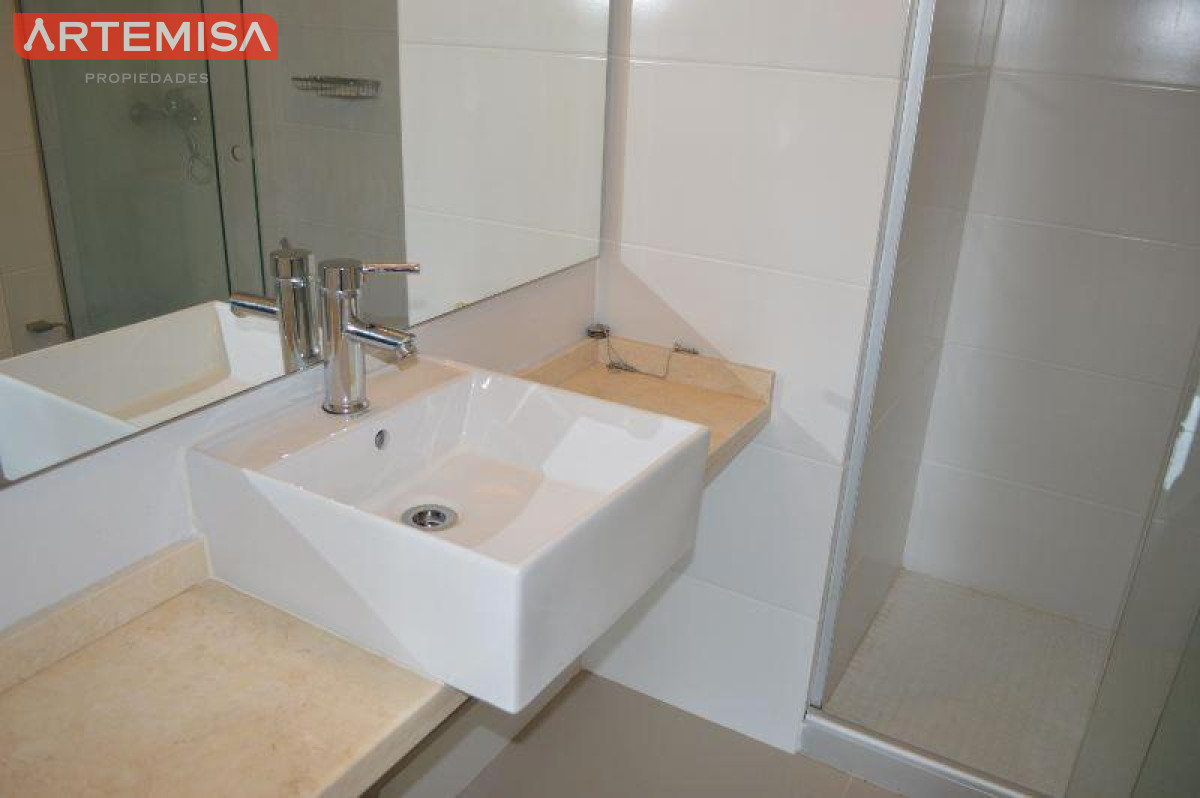 Apartamento ID.836 - Muy Buen Apartamento de 2 Dormitorios en Aidy Grill, Punta del Este