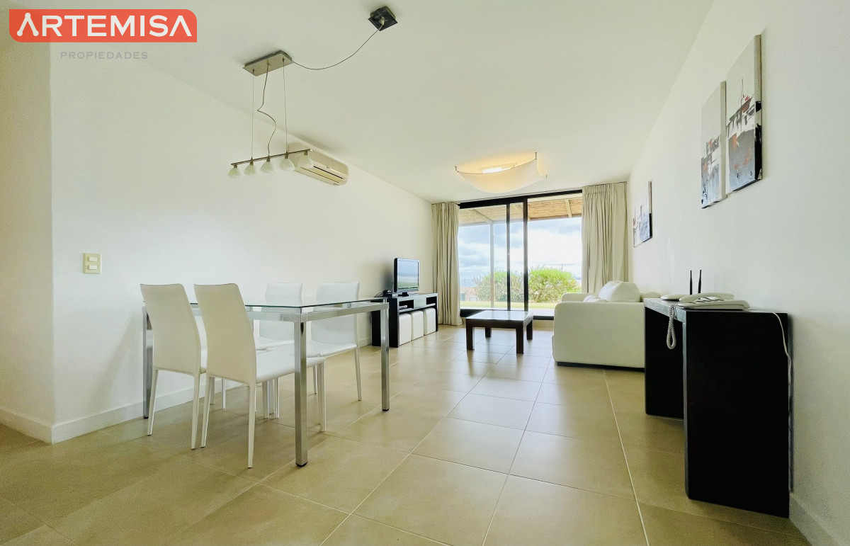 Apartamento ID.476 - Alquiler temporario de apartamento de un dormitorio con parrillero y jardín, Punta Ballena