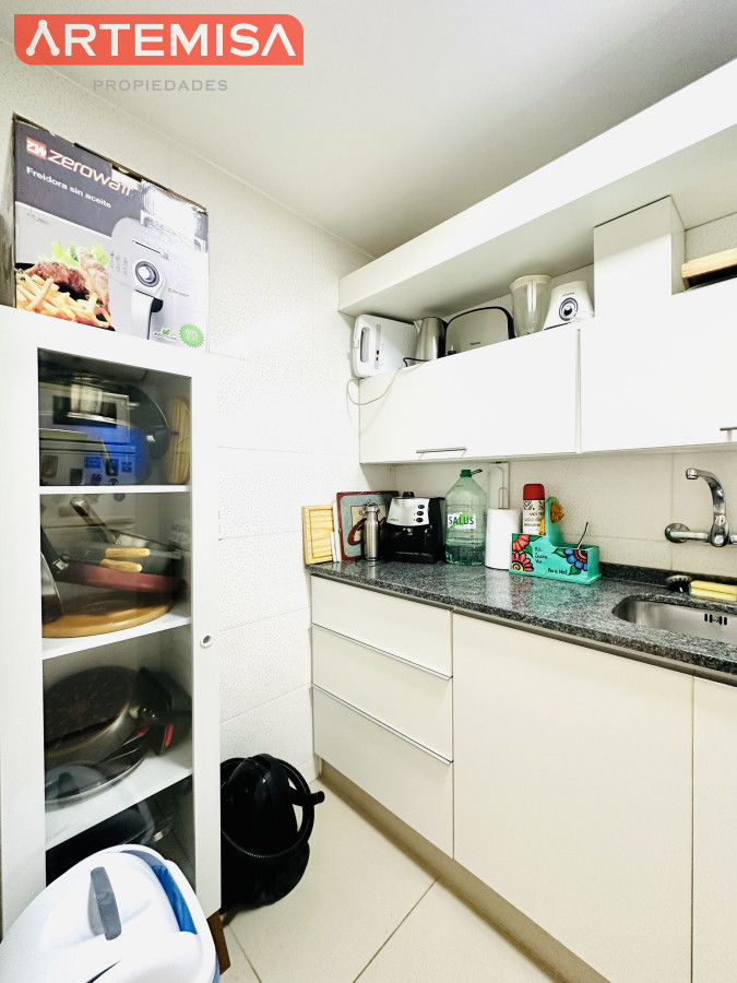 Apartamento ID.516 - Apartamento en alquiler de 2 dormitorios con 2 baños sobre Roosevelt, Punta del Este