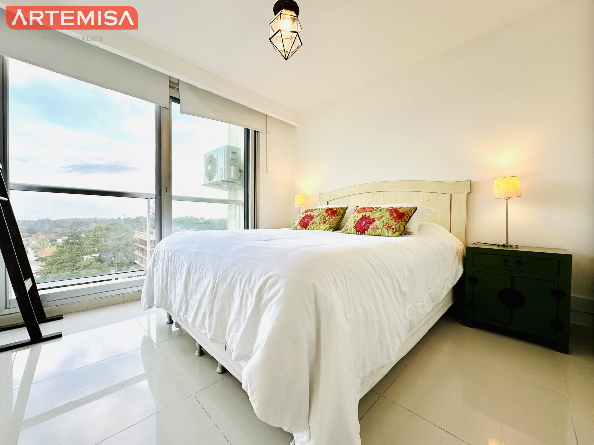 Apartamento ID.590 - Venta de Moderno Apartamento en zona Roosevelt de 1 Dormitorio, torre con servicios, Punta del Este