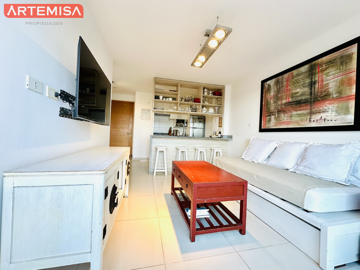 Apartamento ID.590 - Venta de Moderno Apartamento en zona Roosevelt de 1 Dormitorio, torre con servicios, Punta del Este