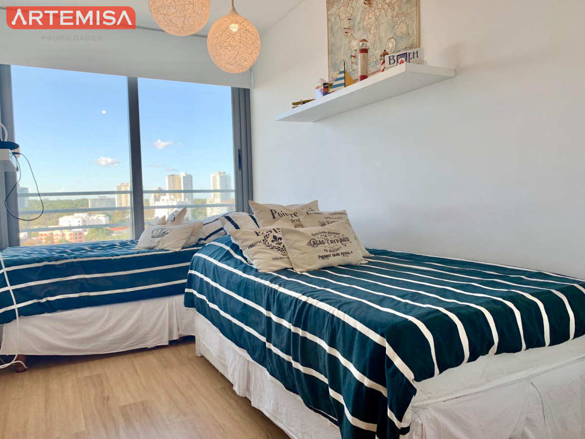 Apartamento ID.829 - Excelente Apartamento de 2 Dormitorios en Venta y Alquiler - Playa Mansa, Punta del Este