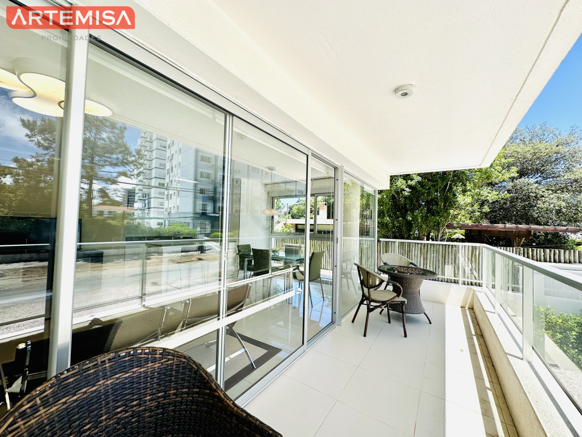 Apartamento ID.495 - Apartamento de 1 Dormitorio en alquiler temporario ubicado entre playas Mansa y Brava, Aidy Grill