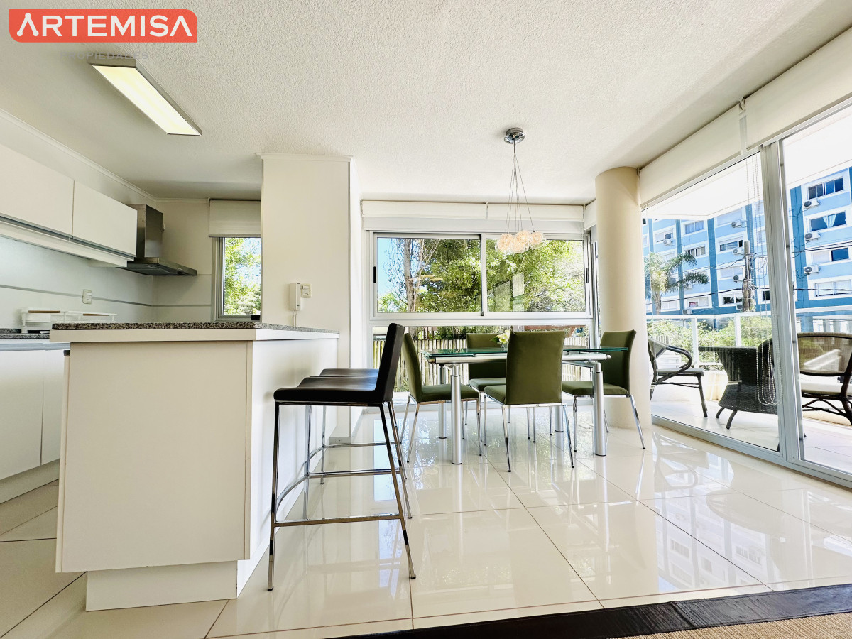 Apartamento ID.495 - Apartamento de 1 Dormitorio en alquiler temporario ubicado entre playas Mansa y Brava, Aidy Grill