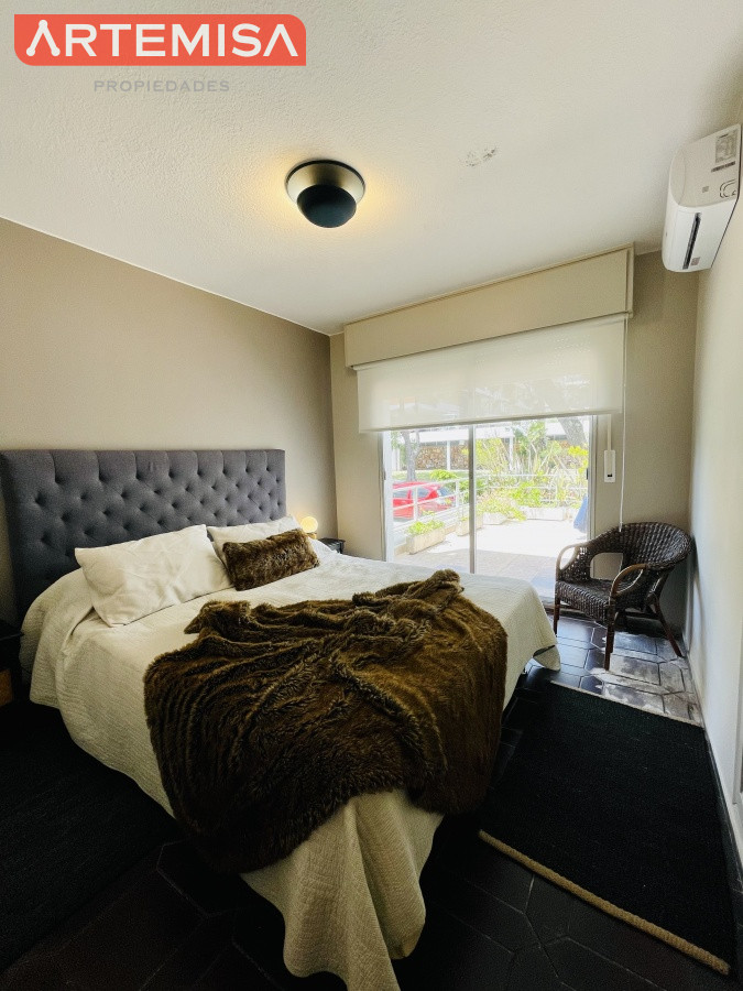 Apartamento ID.643 - Apartamento en Alquiler Anual e Invernal 2 Dormitorios en Península a pasos del Puerto, Punta del Este