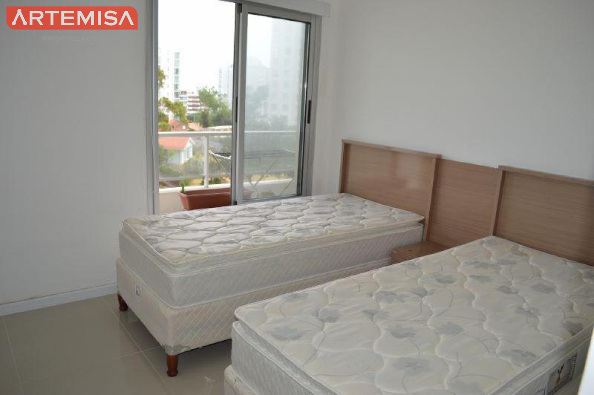 Apartamento ID.836 - Muy Buen Apartamento de 2 Dormitorios en Aidy Grill, Punta del Este