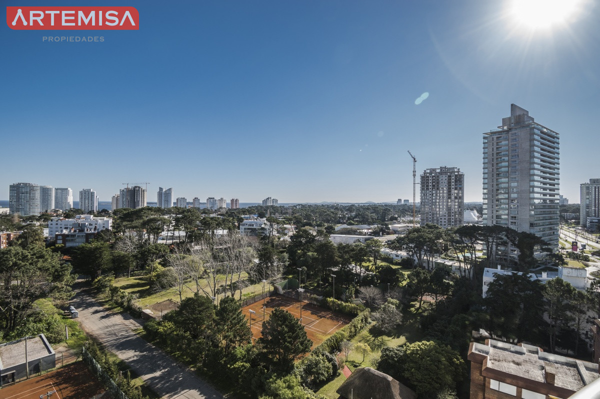 Apartamento ID.823 - Oportunidad en Venta! Apartamento de 2 Dormitorios en Ocean Drive, Punta del Este