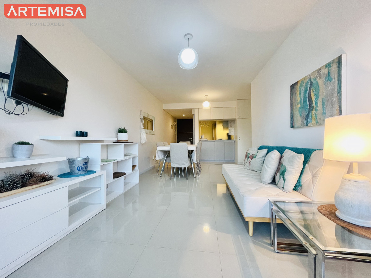 Apartamento ID.542 - Moderno Apartamento de dos Dormitorios sobre Roosevelt en Venta