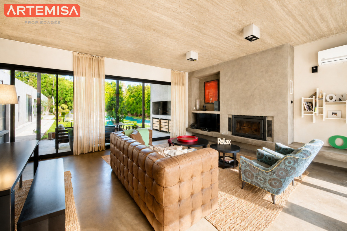 Casa ID.713 - Excelente Casa de 3 Dormitorios en Barrio Privado, La Arbolada - Punta del Este, Venta y Alquiler Anual