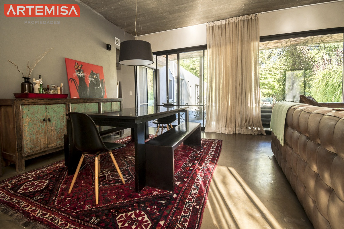 Casa ID.713 - Excelente Casa de 3 Dormitorios en Barrio Privado, La Arbolada - Punta del Este, Venta y Alquiler Anual