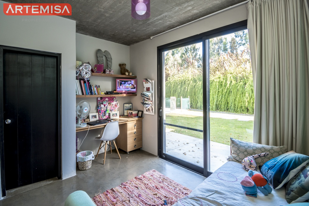 Casa ID.713 - Excelente Casa de 3 Dormitorios en Barrio Privado, La Arbolada - Punta del Este, Venta y Alquiler Anual