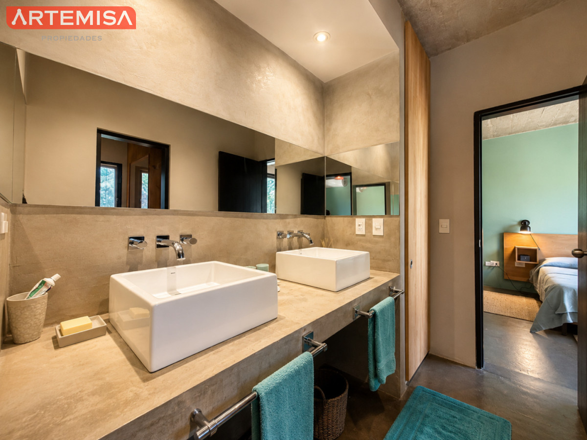 Casa ID.713 - Excelente Casa de 3 Dormitorios en Barrio Privado, La Arbolada - Punta del Este, Venta y Alquiler Anual
