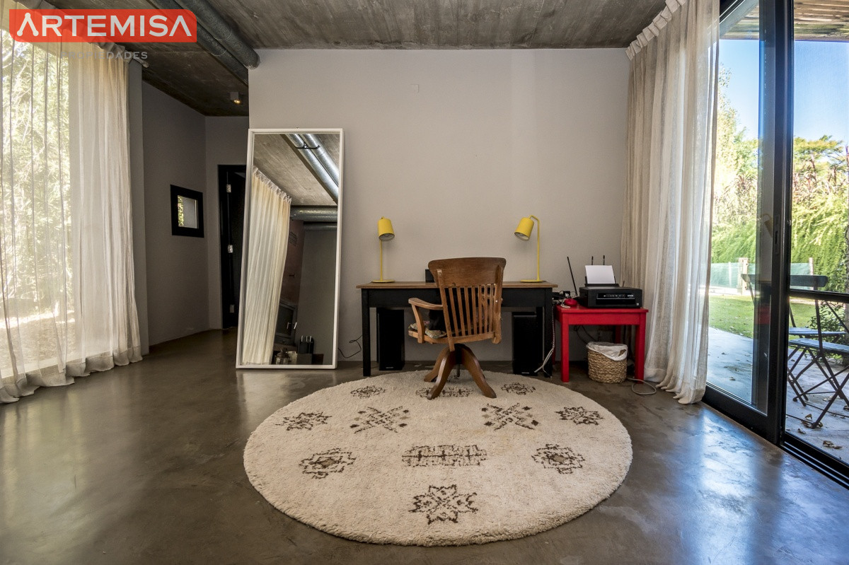Casa ID.713 - Excelente Casa de 3 Dormitorios en Barrio Privado, La Arbolada - Punta del Este, Venta y Alquiler Anual