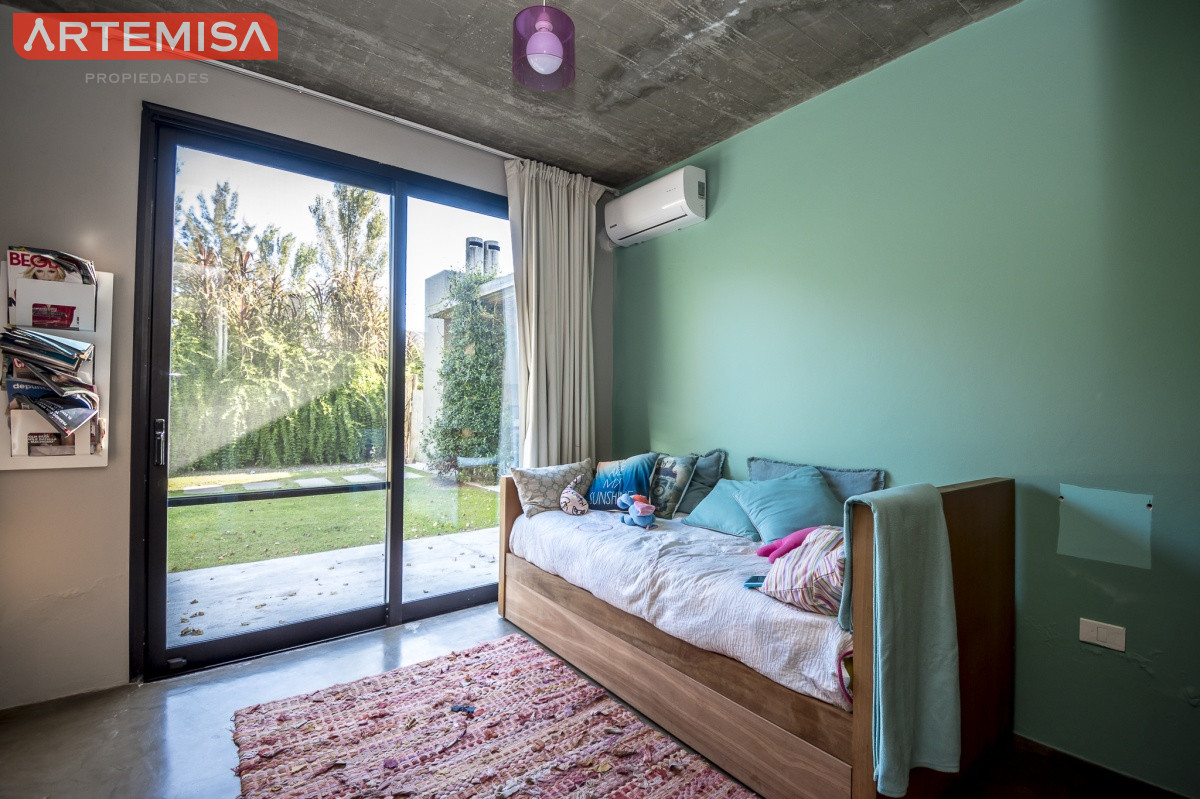 Casa ID.713 - Excelente Casa de 3 Dormitorios en Barrio Privado, La Arbolada - Punta del Este, Venta y Alquiler Anual