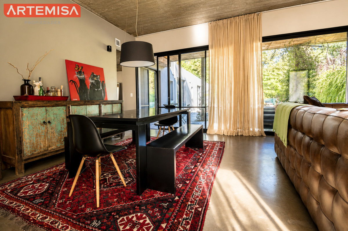 Casa ID.713 - Excelente Casa de 3 Dormitorios en Barrio Privado, La Arbolada - Punta del Este, Venta y Alquiler Anual