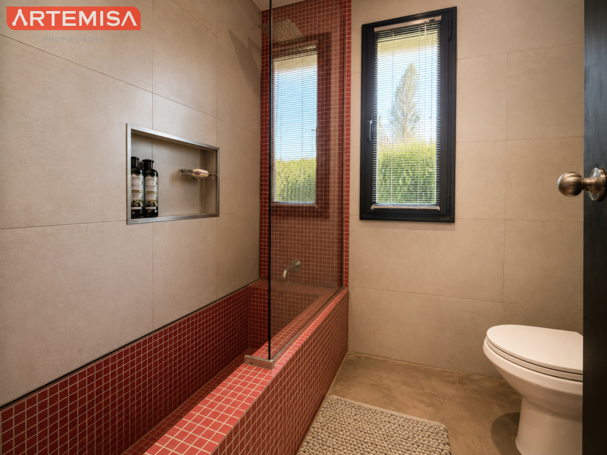 Casa ID.713 - Excelente Casa de 3 Dormitorios en Barrio Privado, La Arbolada - Punta del Este, Venta y Alquiler Anual